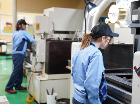 女性社員の雇用推進 写真